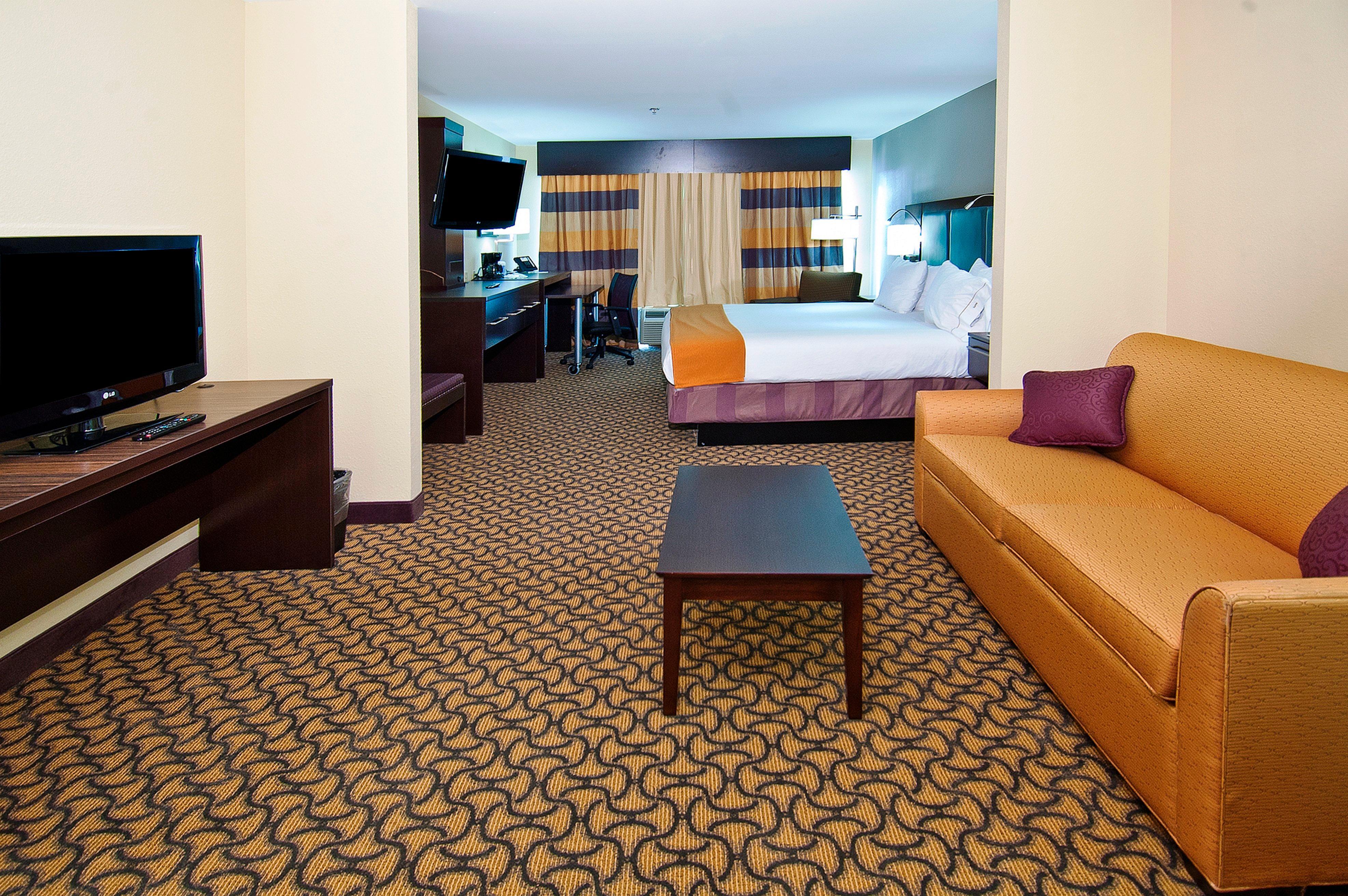 Holiday Inn Express & Suites Jackson/Pearl International Airport Exterior foto